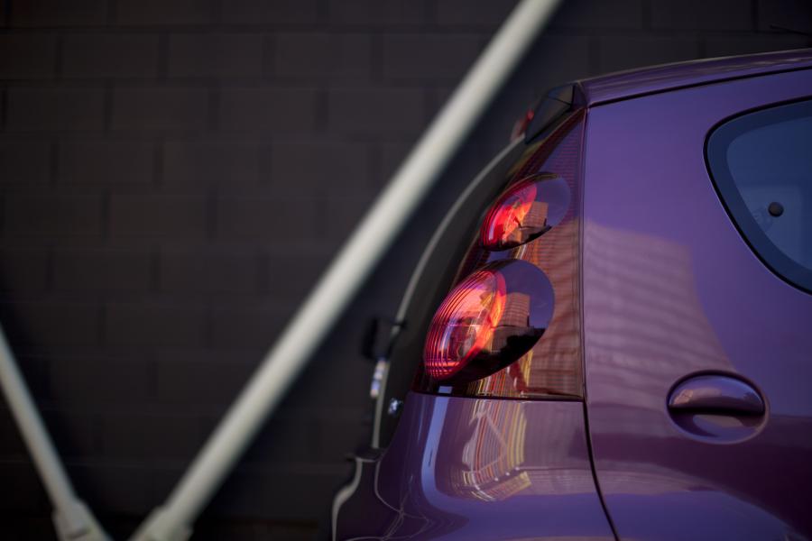  Peugeot 107 5-Door 2012 года  (фото 14 из 40)